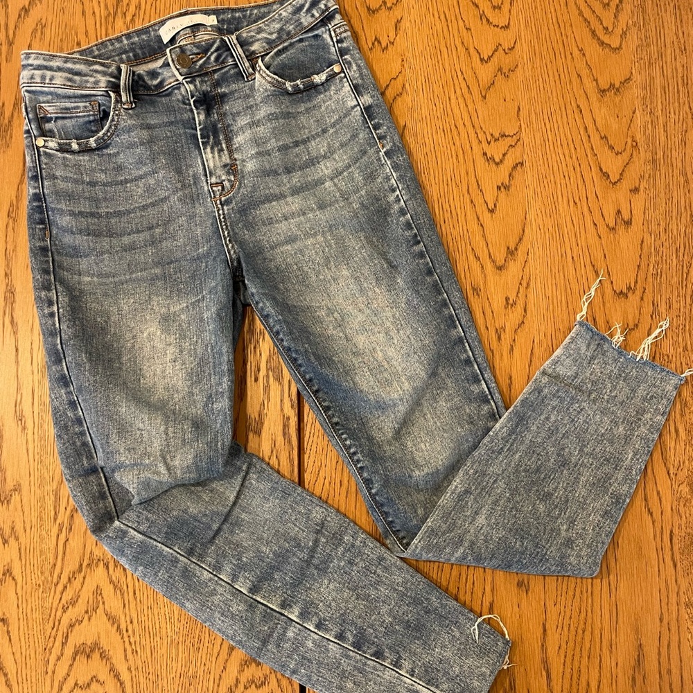 Carly Jean Los Angeles Monroe Skinny Jeans